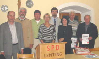 Mitgliederversammlung 2003: Ludwig Wittmann, Dr. Manfred Schuhmann, Bernhard Kurz, Eveline Möhrle, Christian Tauer, Agnes Hofmann und die geehrten Mitglieder