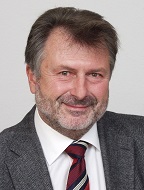 Wilfried Holzapfel